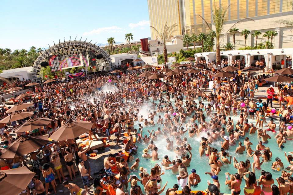 Fucking before pool party vegas images